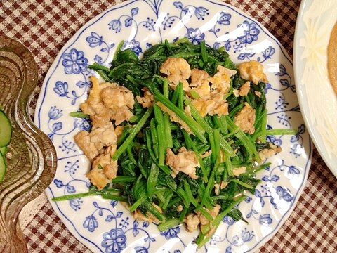 ほうれん草と卵の醤油炒め